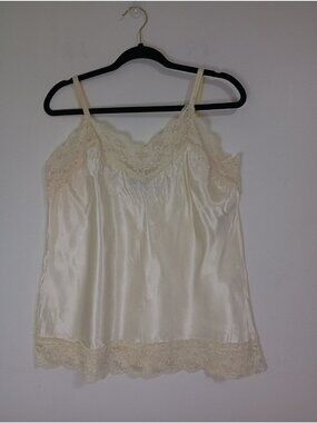 Ashley Stewart Ivory Satin Lace Trim Cami Top Adjustable Straps Size 18/20